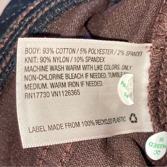 New Isabel maternity pants size 4/27R 29” crossover panel. Burgen - Picture 13 of 13